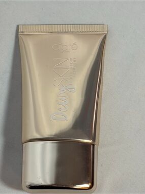 NWOT CIATE Dewy Skin - Glass Glow Skin Tint 030